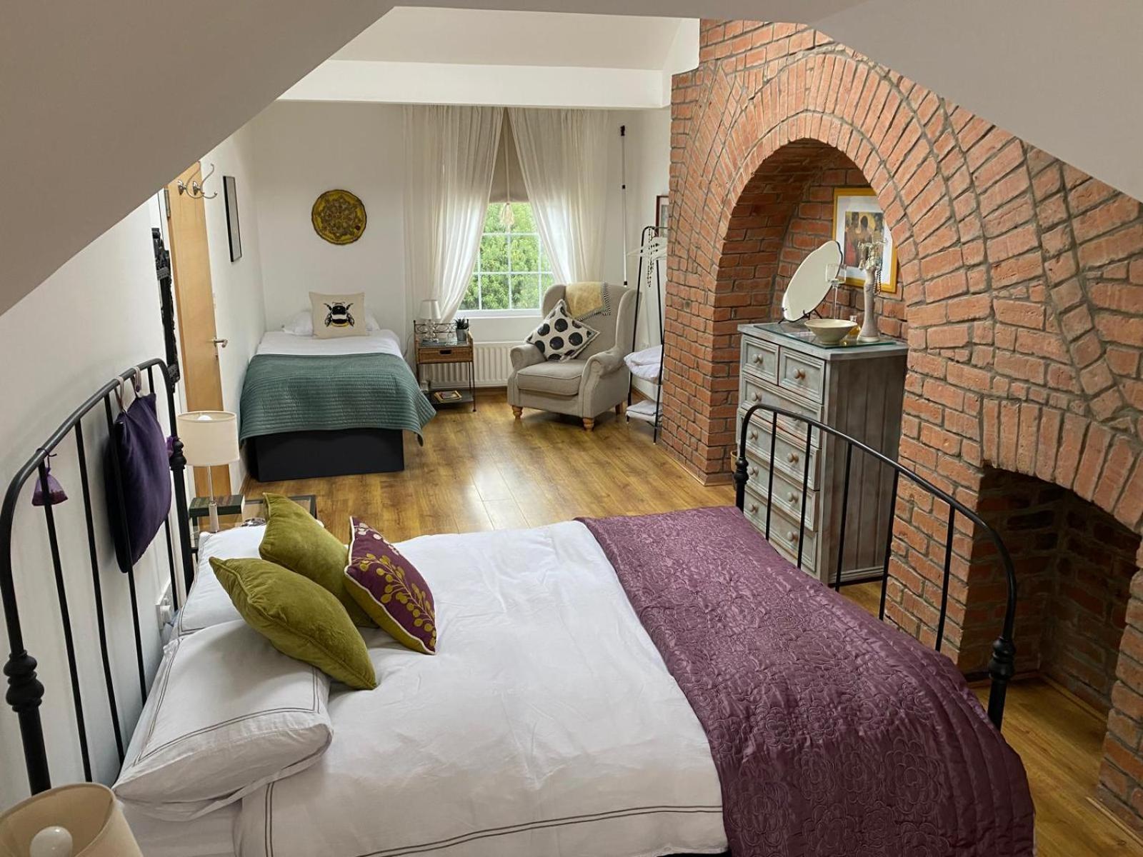 True Colours Apartment In Central Location Bangor  Dış mekan fotoğraf